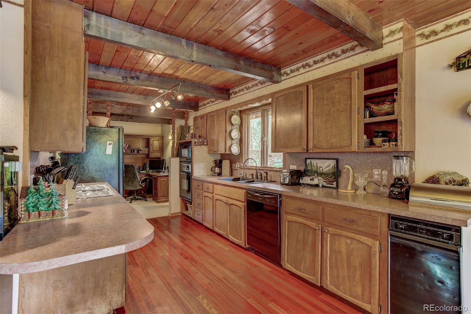 171 Wichita Road Lyons, CO 80540 - Photo 13 of 40 Gallery Image 13