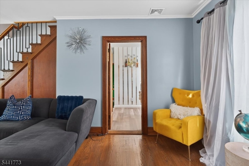 459 Twin Oaks Road Union, NJ 07083 - Photo 9 of 46