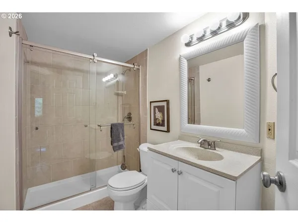 $220,000 | 12776 Southeast 110th Court, Clackamas, OR 97015