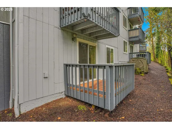 $220,000 | 12776 Southeast 110th Court, Clackamas, OR 97015