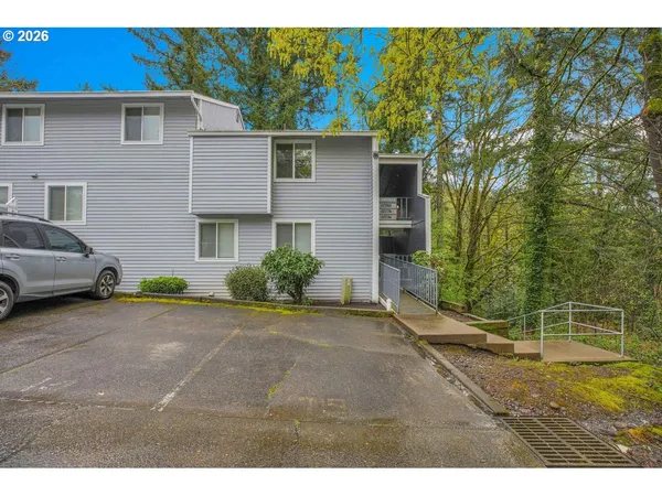 $220,000 | 12776 Southeast 110th Court, Clackamas, OR 97015
