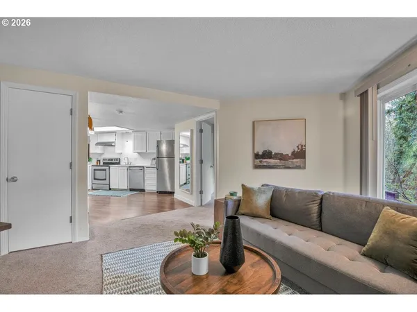 $220,000 | 12776 Southeast 110th Court, Clackamas, OR 97015