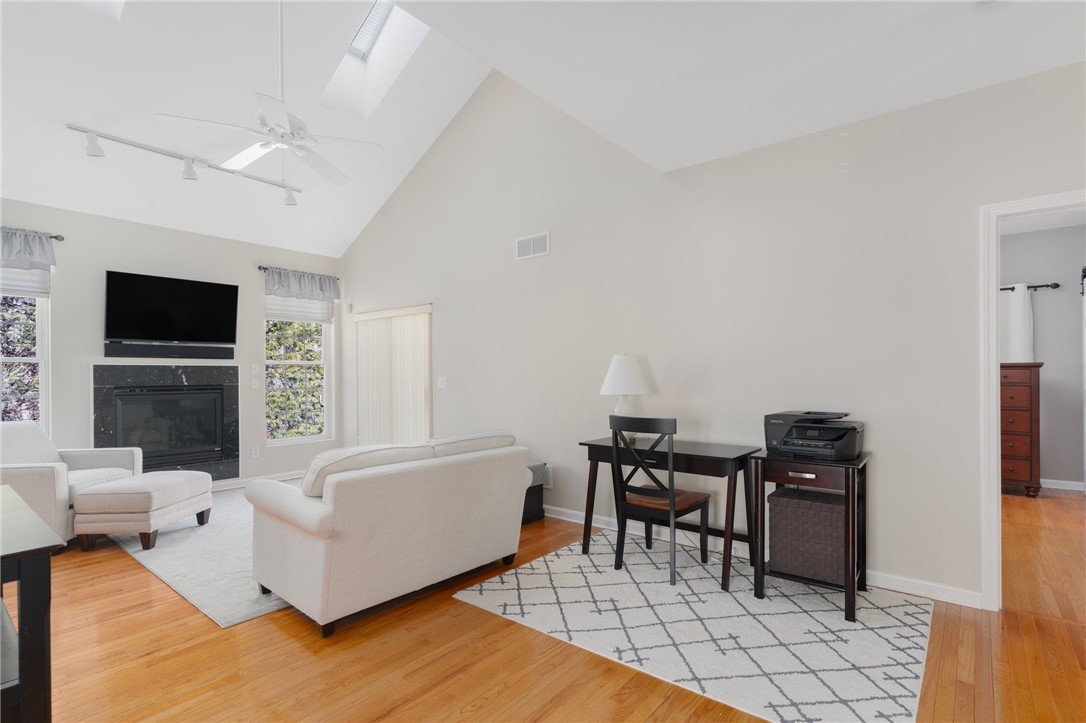 31 Cambridge Circle Smithfield, RI 02917 - Photo 15 of 43