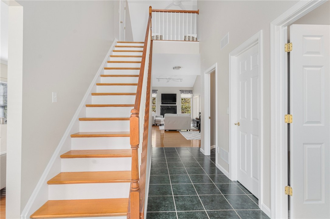 31 Cambridge Circle Smithfield, RI 02917 - Photo 25 of 43