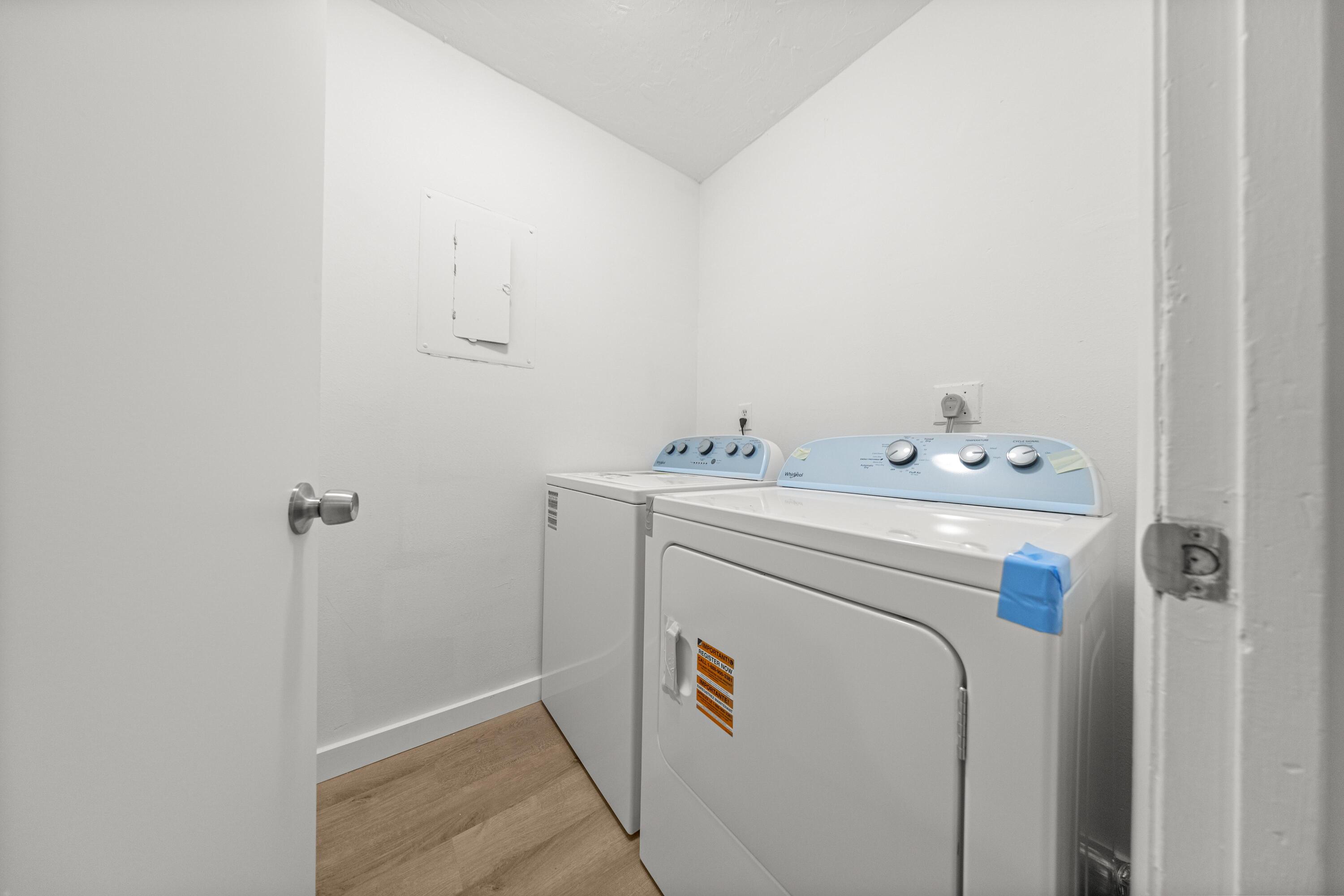 2931 Southeast 52nd Avenue Ocala, FL 34480 - Photo 44 of 52 a utility room with dryer and washer