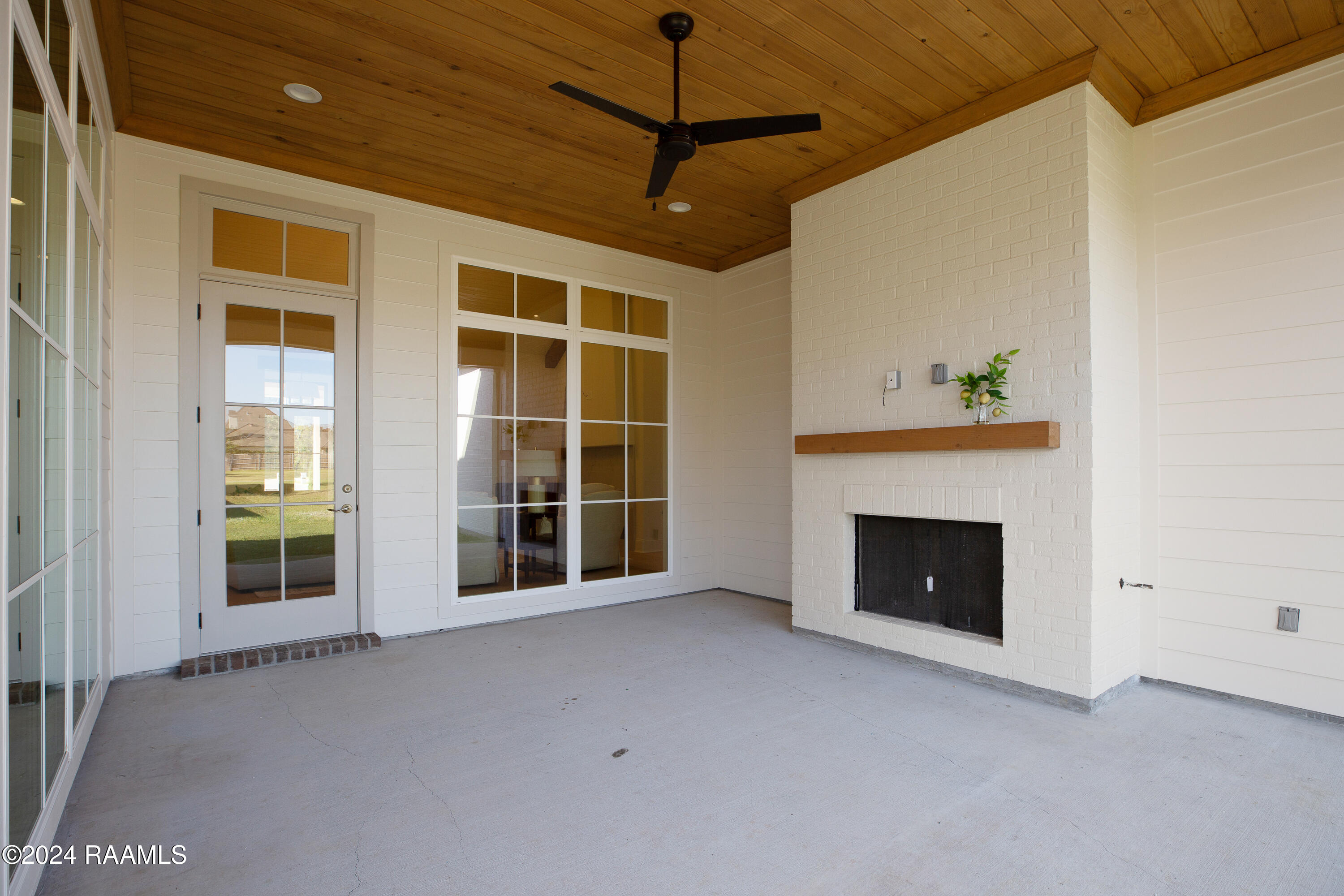 302 Rutherford Court Lafayette, LA 70503 - Photo 28 of 39 302Rutherford-27