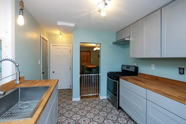 $179,900 | 528 South Holcombe Avenue, Litchfield, MN 55355