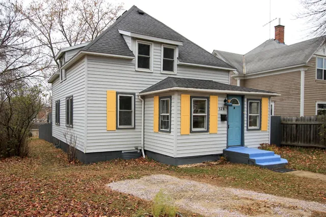 $179,900 | 528 South Holcombe Avenue, Litchfield, MN 55355