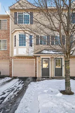 $210,000 | 4811 Education Drive North, Unit 2, Hugo, MN 55038