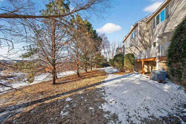 $210,000 | 4811 Education Drive North, Unit 2, Hugo, MN 55038