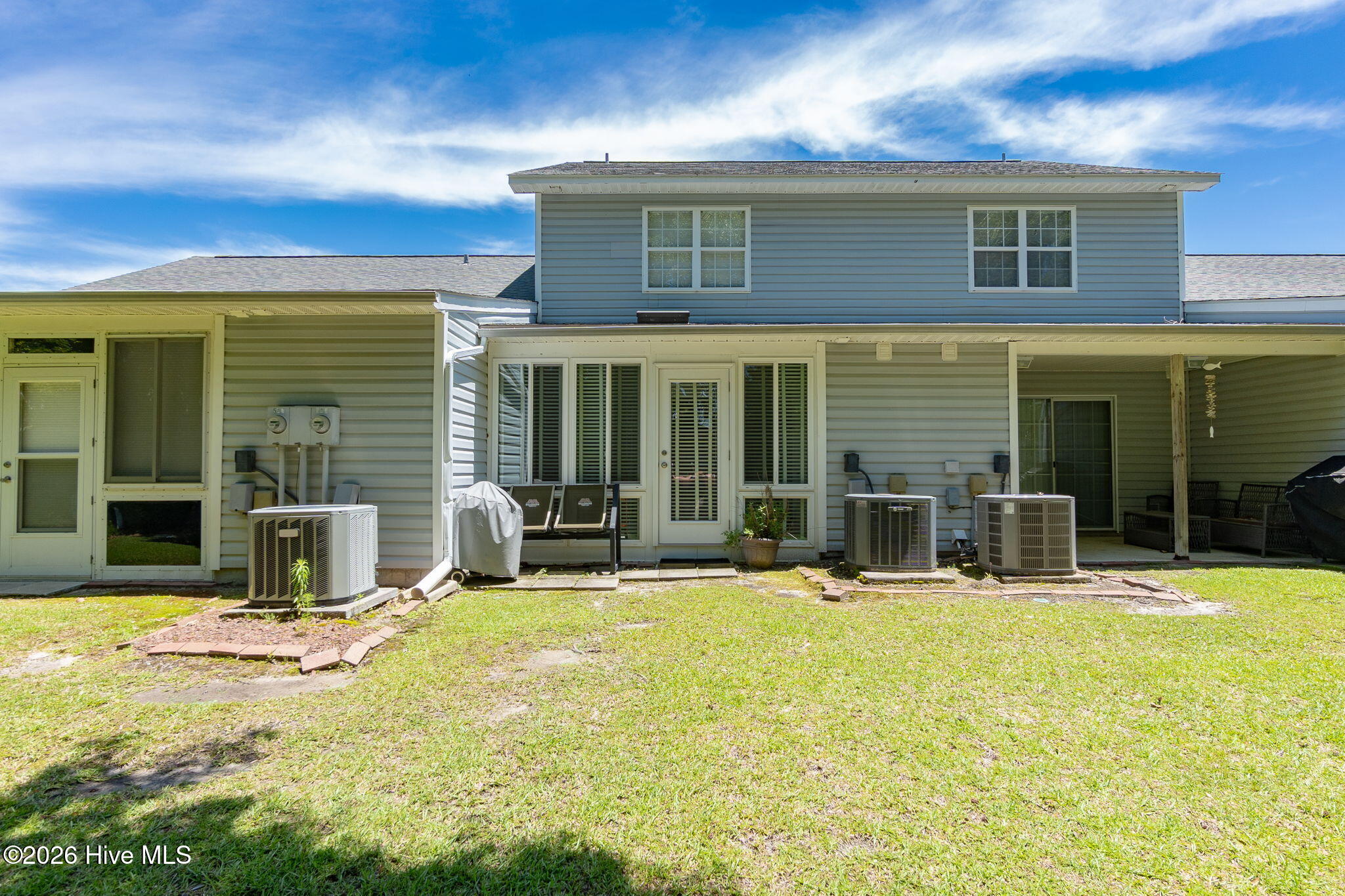 303 Barbour Road, Unit 503 Morehead City, NC 28557 - Photo 5 of 32 27-web-or-mls-chadwick-visuals-303-barbo