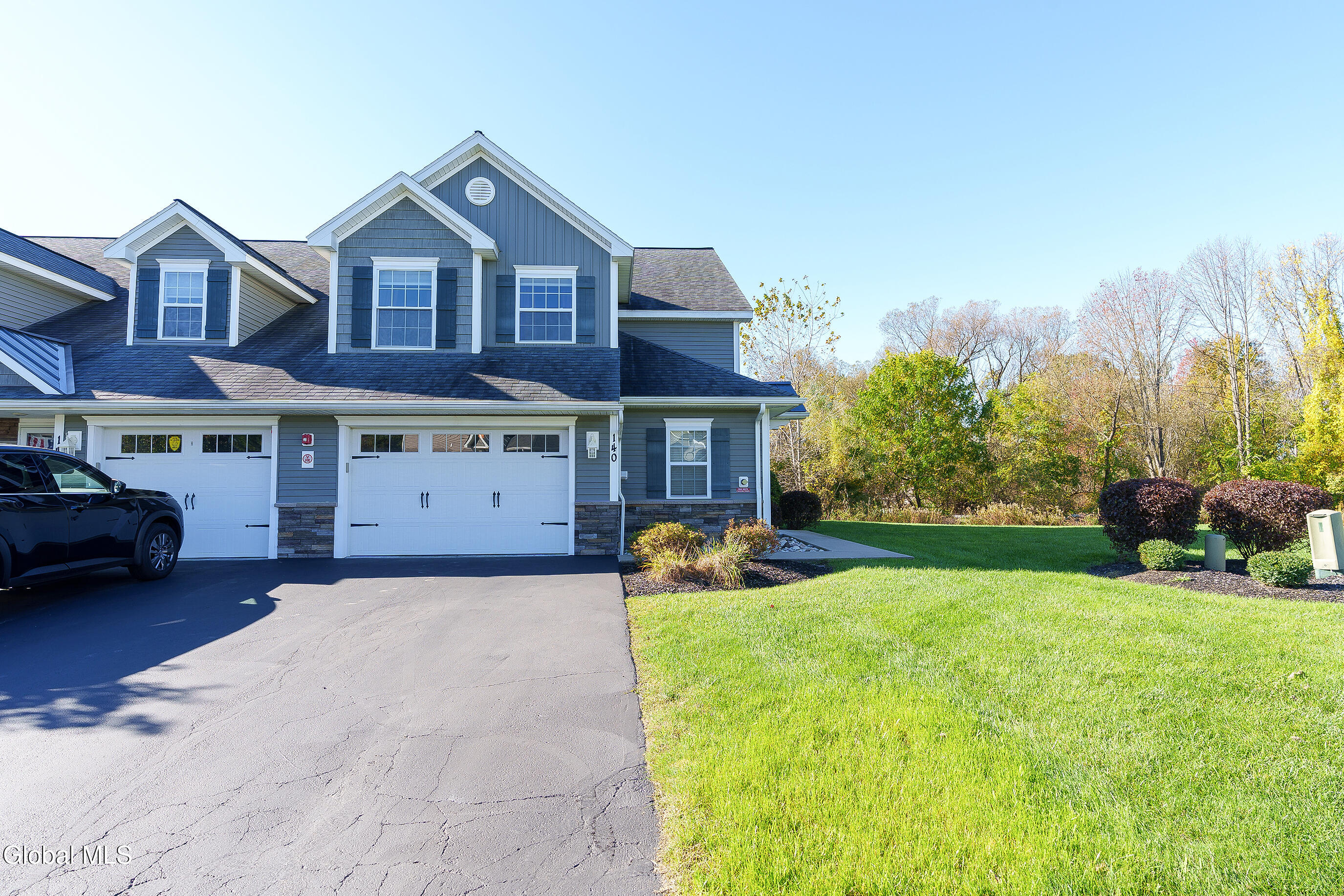 001-140-Paddock-Cir-Rotterdam-NY-12306