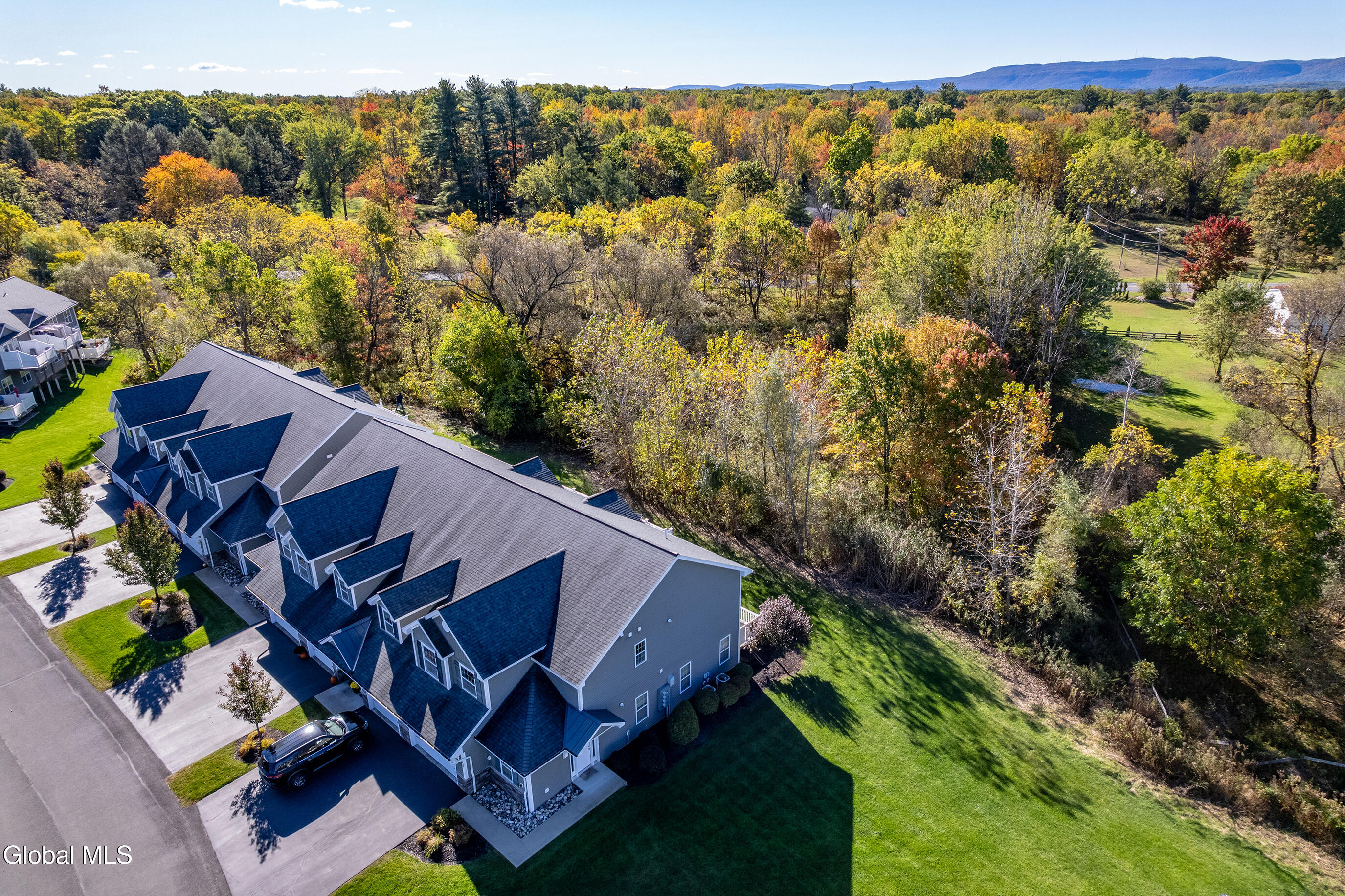 140 Paddock Circle Rotterdam, NY 12306 - Photo 37 of 43 038-140-Paddock-Cir-Rotterdam-NY-12306