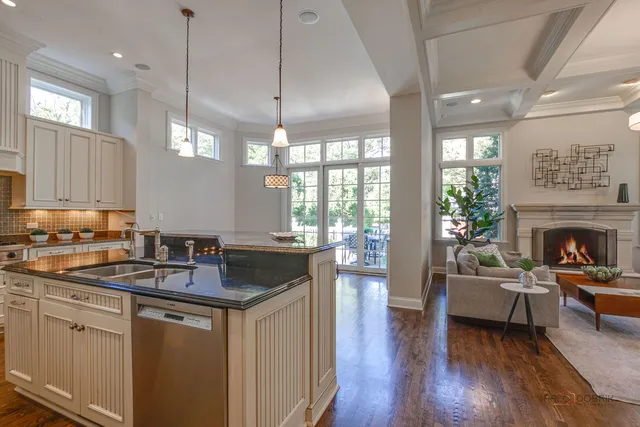 $1,995,000 | 1235 Scott Avenue, Winnetka, IL 60093