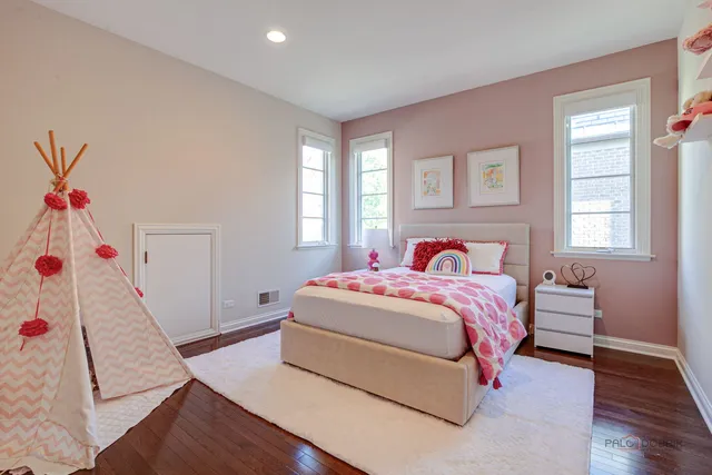 $1,995,000 | 1235 Scott Avenue, Winnetka, IL 60093