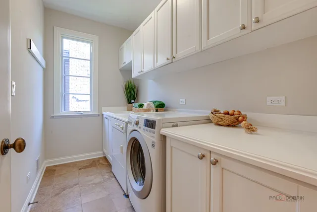 $1,995,000 | 1235 Scott Avenue, Winnetka, IL 60093