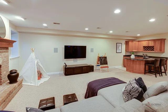 $1,995,000 | 1235 Scott Avenue, Winnetka, IL 60093