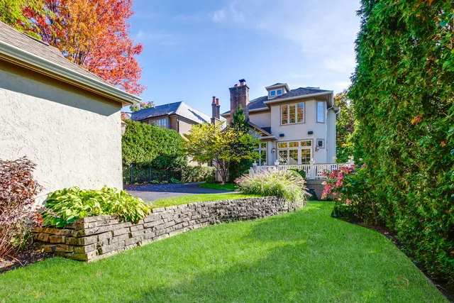 $1,995,000 | 1235 Scott Avenue, Winnetka, IL 60093