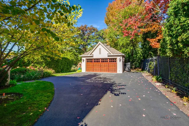 $1,995,000 | 1235 Scott Avenue, Winnetka, IL 60093