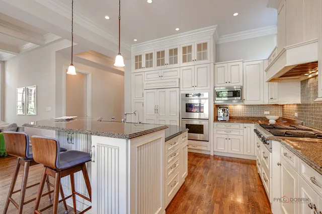 $1,995,000 | 1235 Scott Avenue, Winnetka, IL 60093