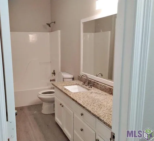 $235,000 | 3319 Myrtle Grove Drive, Baton Rouge, LA 70810