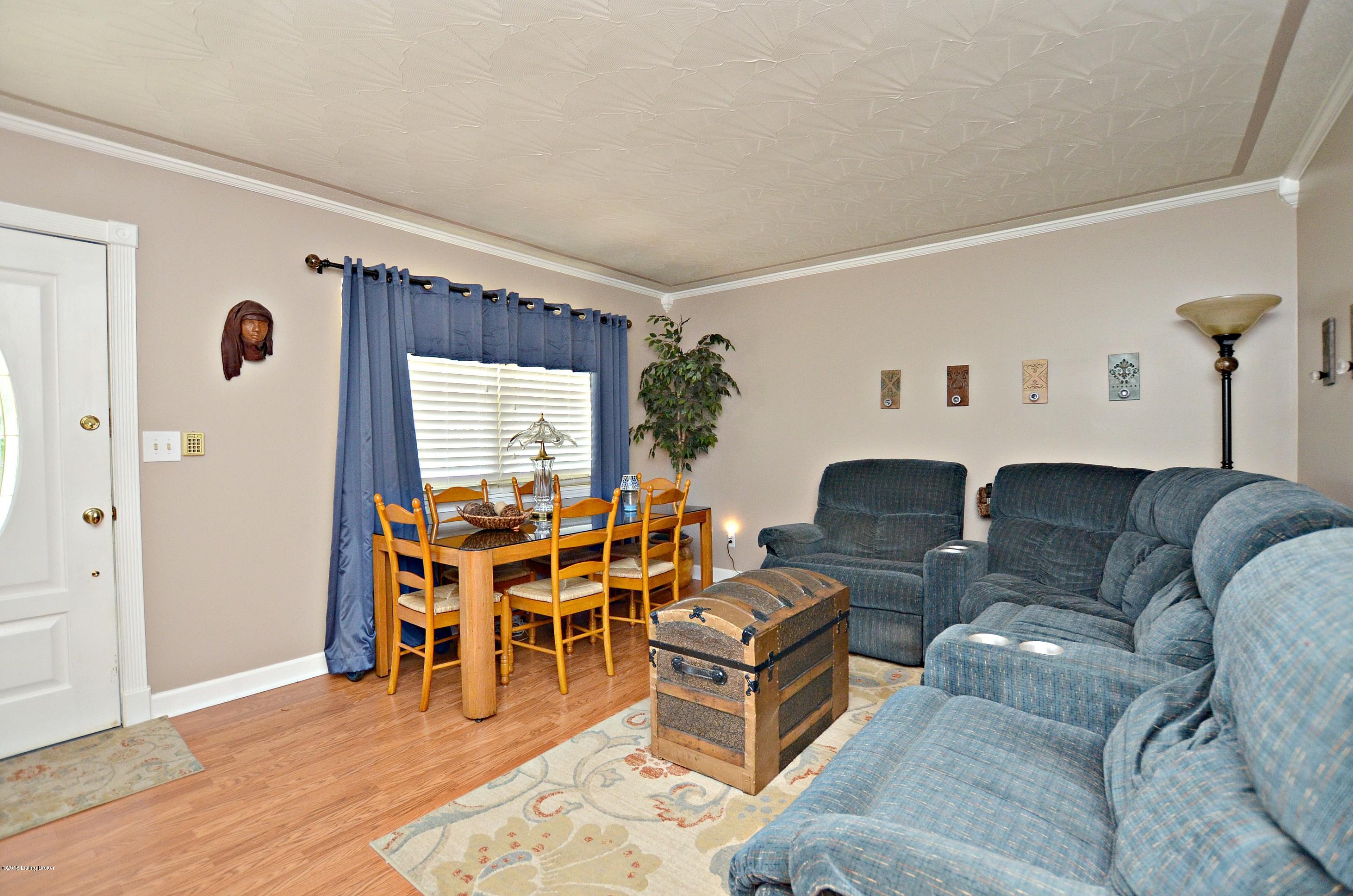 11207 Torrington Road Louisville, KY 40272 - Photo 22 of 31 22