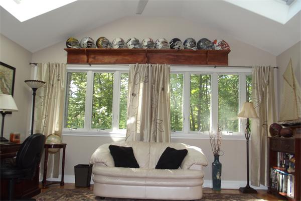 218 Rangeway Road, Unit 283 Billerica, MA 01862 - Photo 9 of 30 a living room with furniture and a large window