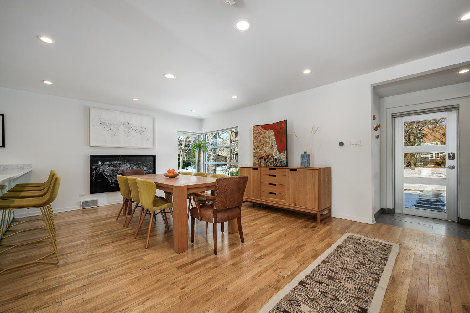 525 Berkeley Road Riverside, IL 60546 - Photo 8 of 29