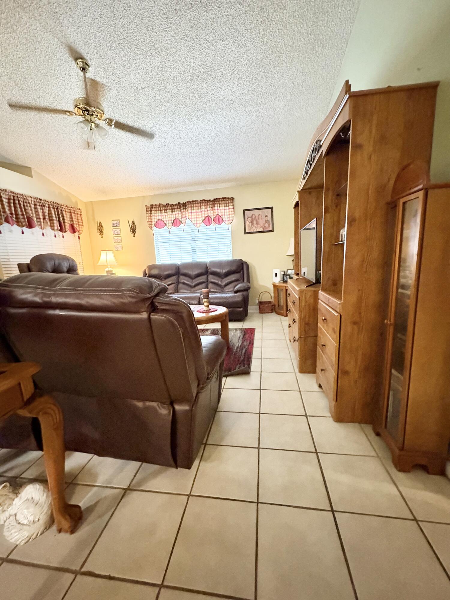 230 North Brida Street Clewiston, FL 33440 - Photo 17 of 21 IMG_8356