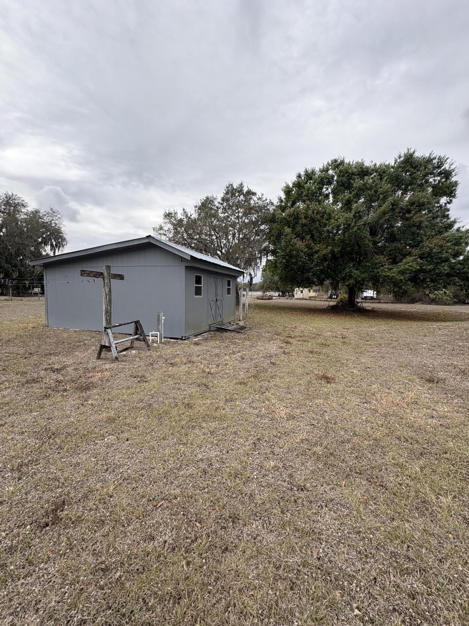 230 North Brida Street Clewiston, FL 33440 - Photo 5 of 21 IMG_7514