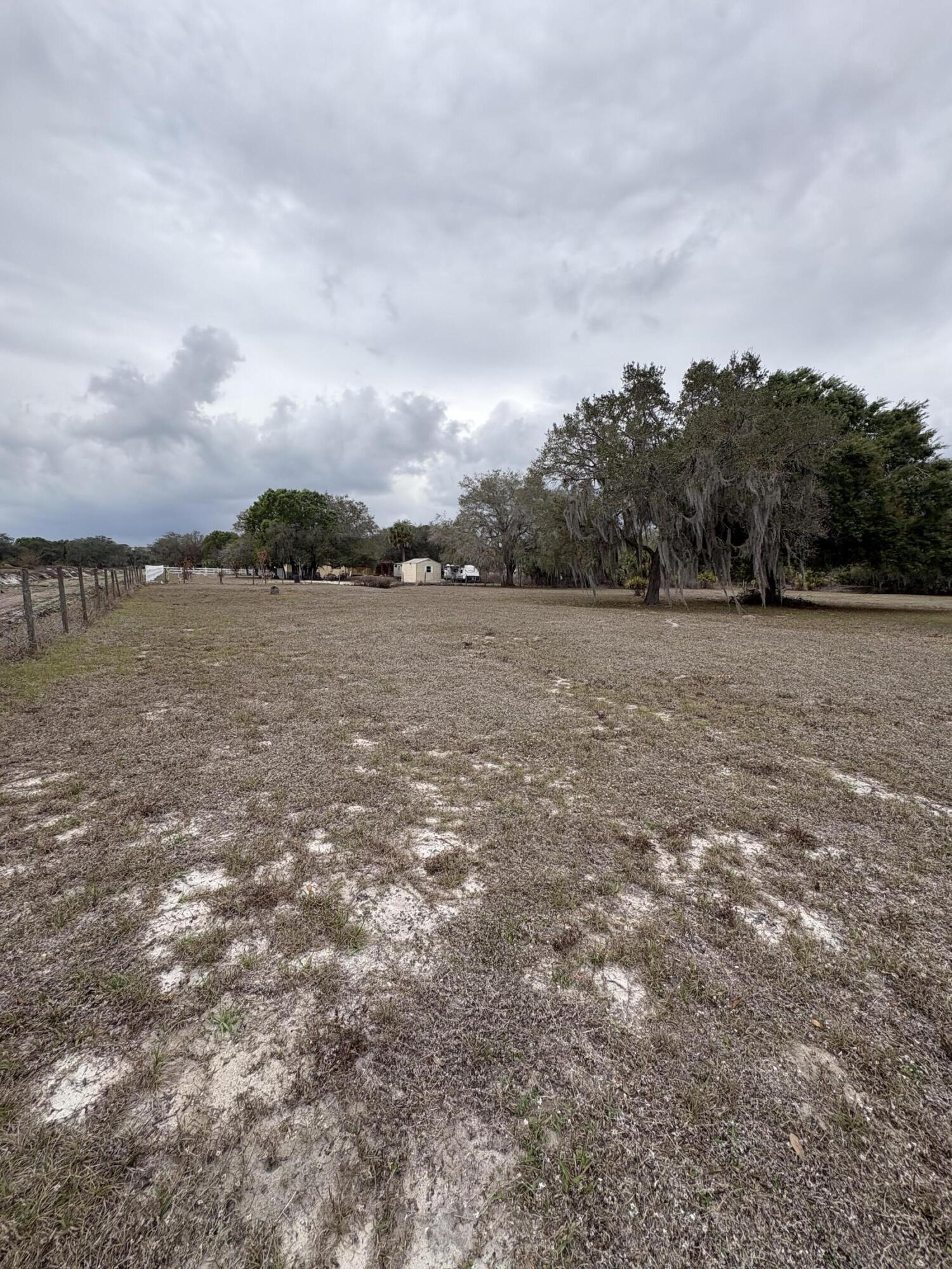 230 North Brida Street Clewiston, FL 33440 - Photo 9 of 21 IMG_7511