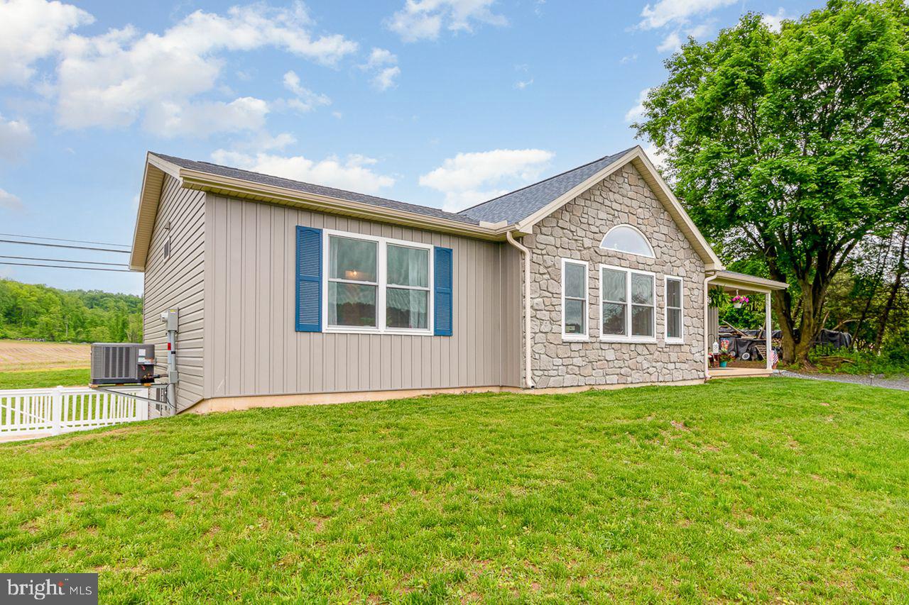 547 Shermans Valley Road New Bloomfield, PA 17068 - Photo 3 of 37 Gallery Image 3