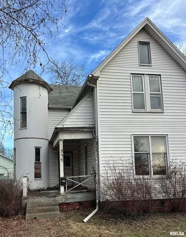 $29,900 | 535 South Main Street, Canton, IL 61520