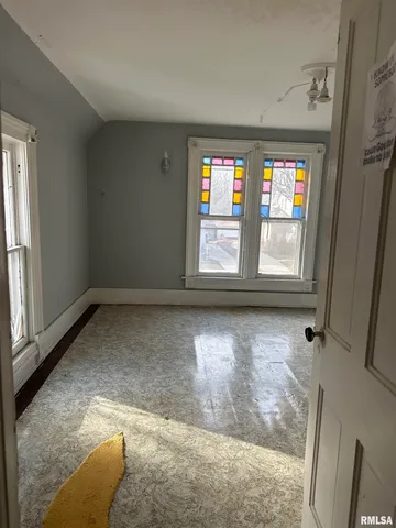 $29,900 | 535 South Main Street, Canton, IL 61520