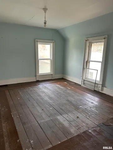 $29,900 | 535 South Main Street, Canton, IL 61520