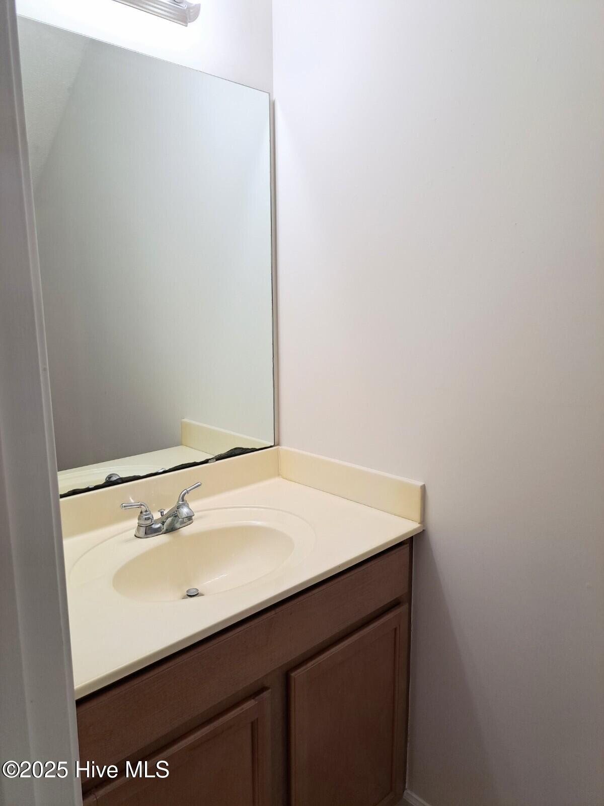 302 Burley Drive, Unit 5 Hubert, NC 28539 - Photo 8 of 12 20230423_162056_2