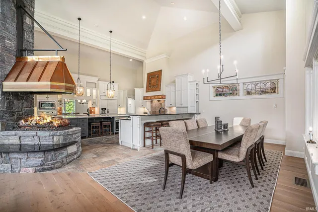 $1,970,000 | 622 Bristol Avenue, Middlebury, IN 46540