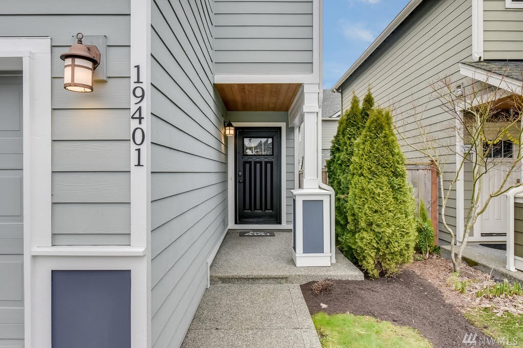 19401 Meridian Place West, Unit 21 Bothell, WA 98012 - Photo 3 of 22 Gallery Image 3