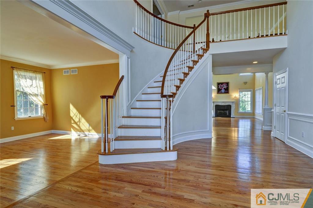 1 Wheatfield Road Cranbury, NJ 08512 - Photo 3 of 25 Gallery Image 3