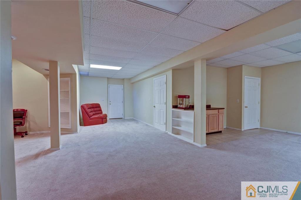 1 Wheatfield Road Cranbury, NJ 08512 - Photo 21 of 25 Gallery Image 21