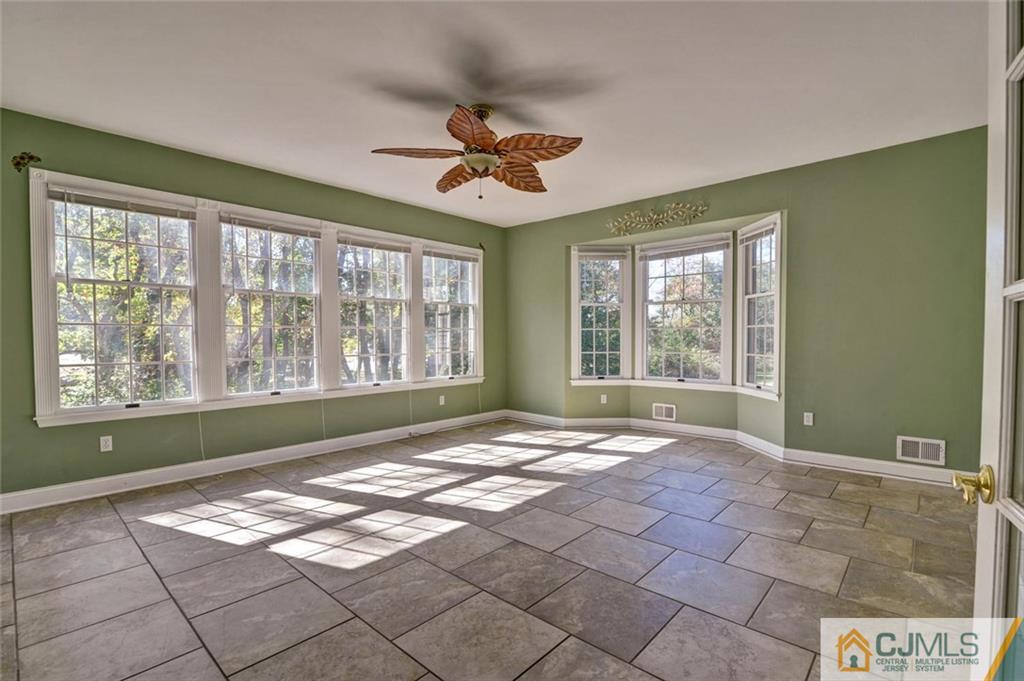 1 Wheatfield Road Cranbury, NJ 08512 - Photo 9 of 25 Gallery Image 9