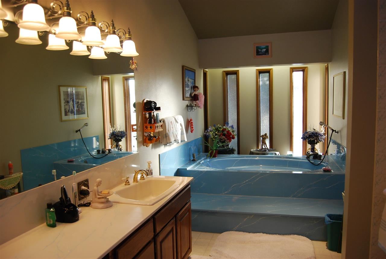 817 West Crestview Road Spokane, WA 99224 - Photo 13 of 20