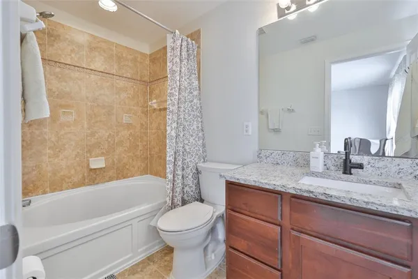 $2,900 | 1307 Salem Orchard Lane, Brandon, FL 33511