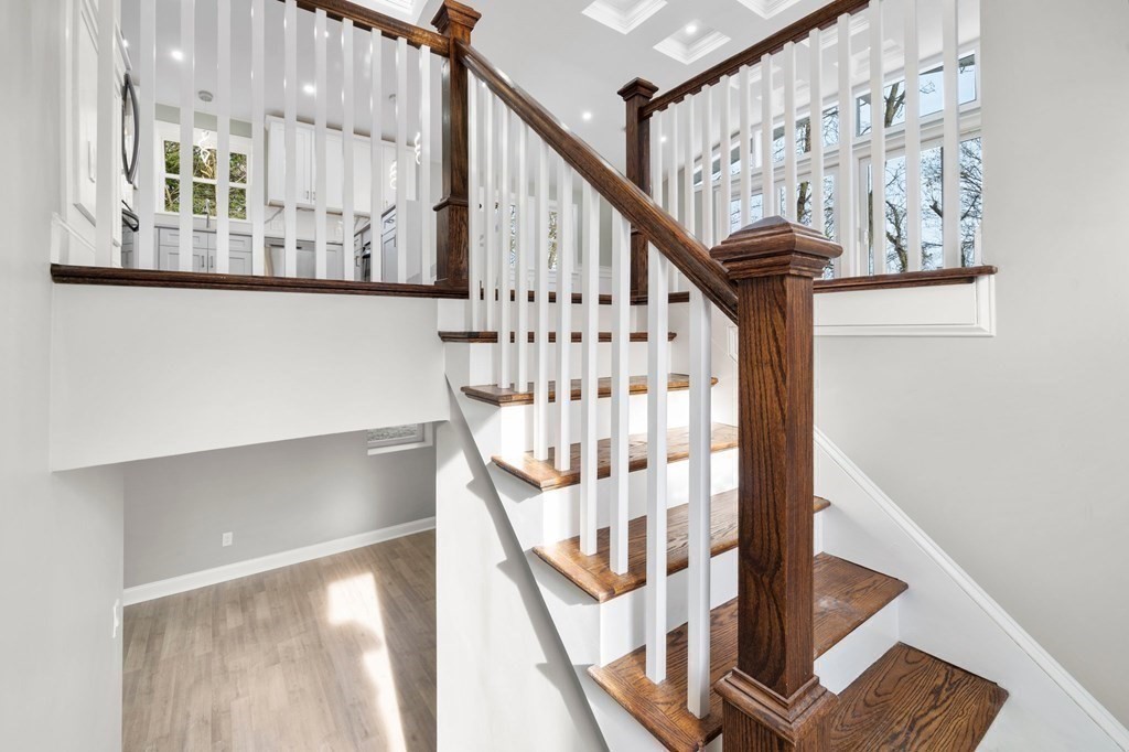83 Warren Road Framingham, MA 01702 - Photo 12 of 41 Gallery Image 12