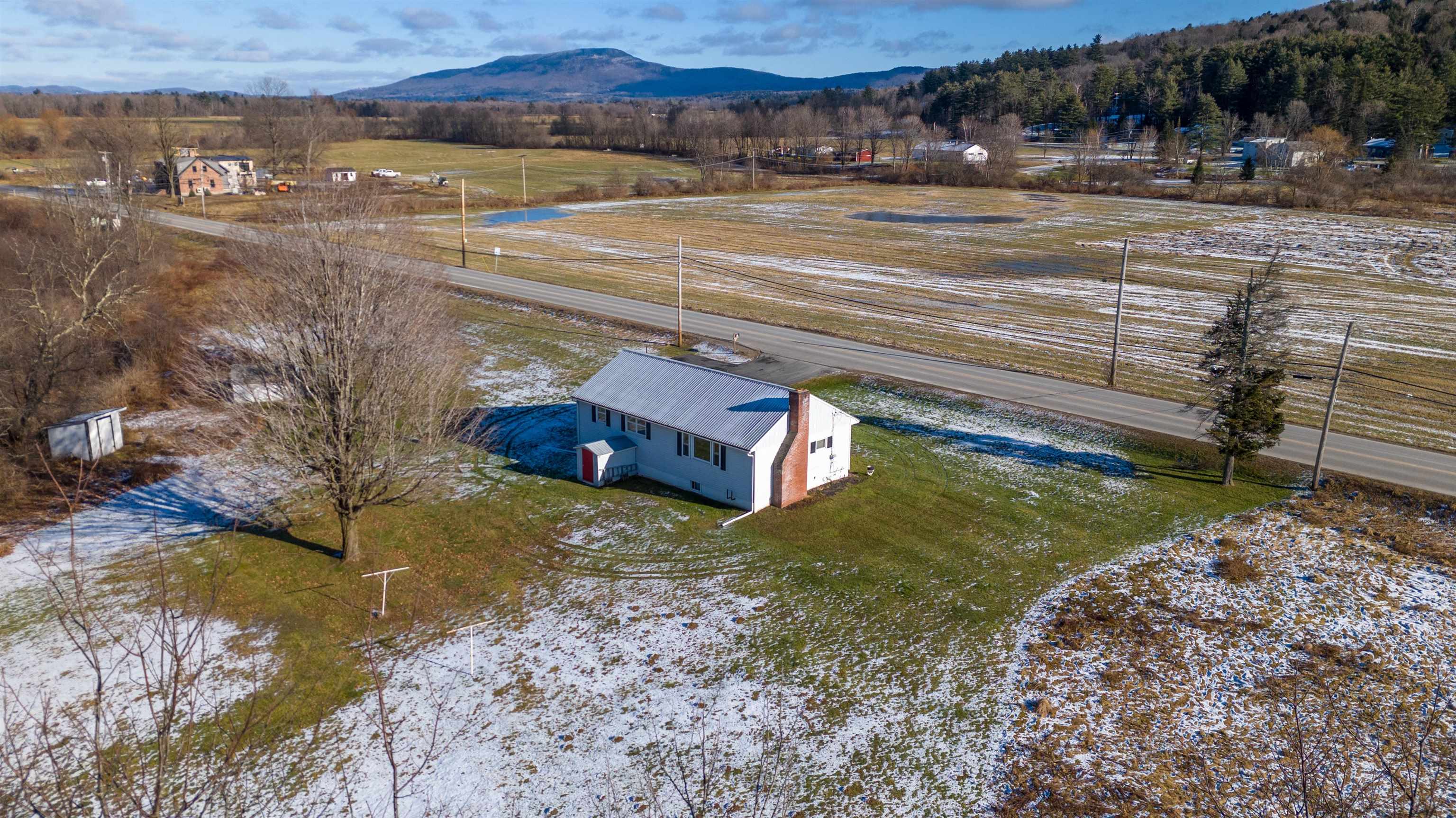 179 Stagecoach Road Stowe, VT 05672 - Photo 13 of 30 Gallery Image 13