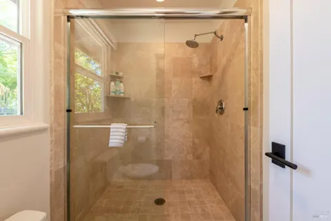 $3,950,000 | 2501 Pinot Way, St. Helena, CA 94574