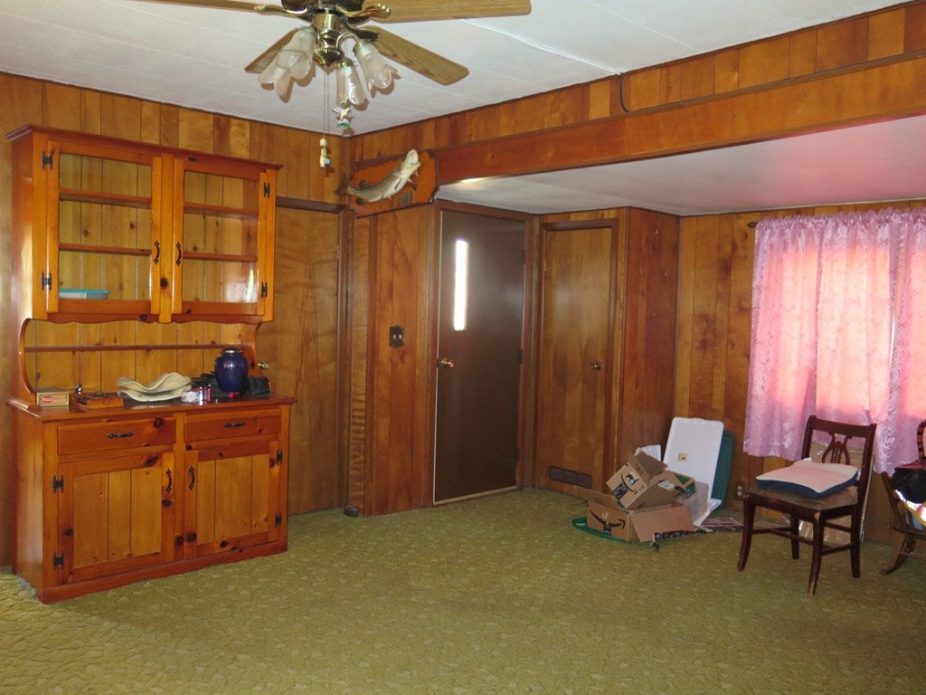 12977 Blacklog Mountain Road Mount Union, PA 17066 - Photo 12 of 38 Mobile Home - Living Room