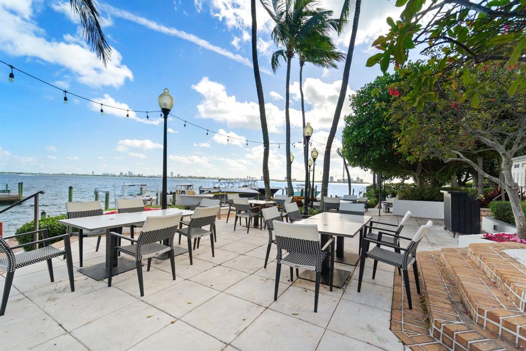 1000 Quayside Terrace, Unit 1606 Miami, FL 33138 - Photo 27 of 57 Waterfront Restaurant
