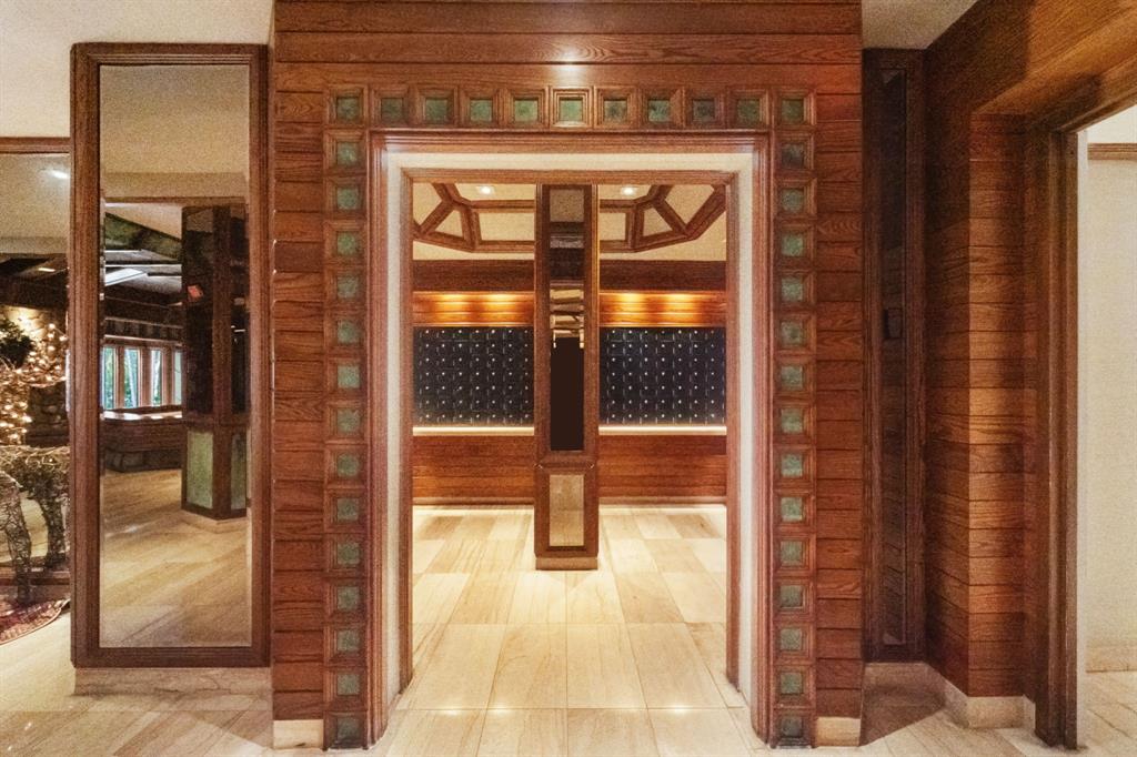 1000 Quayside Terrace, Unit 1606 Miami, FL 33138 - Photo 38 of 57 Mailroom