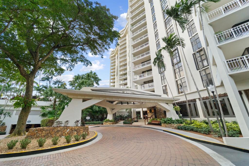 1000 Quayside Terrace, Unit 1606 Miami, FL 33138 - Photo 52 of 57